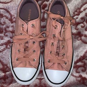 Chuck Taylor All Stars / Converse!